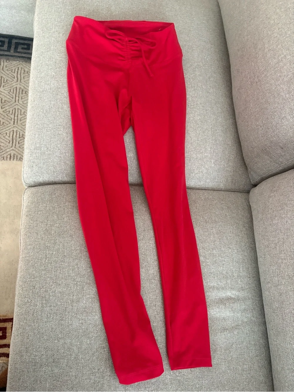 PINK Victoria's Secret Red High-Waist Leggings - Picture 1 of 3